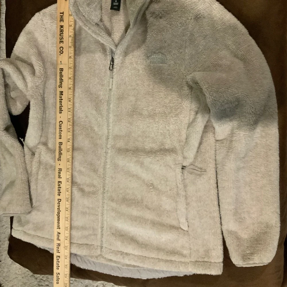 The North Face Cream L Full Zip Fleece Jacket Adventure Cozy Soft Outdoor